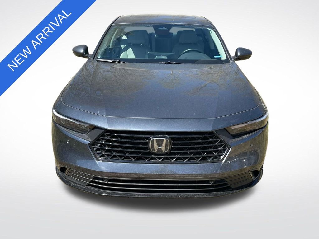 Used 2025 Honda Accord EX-L image 2