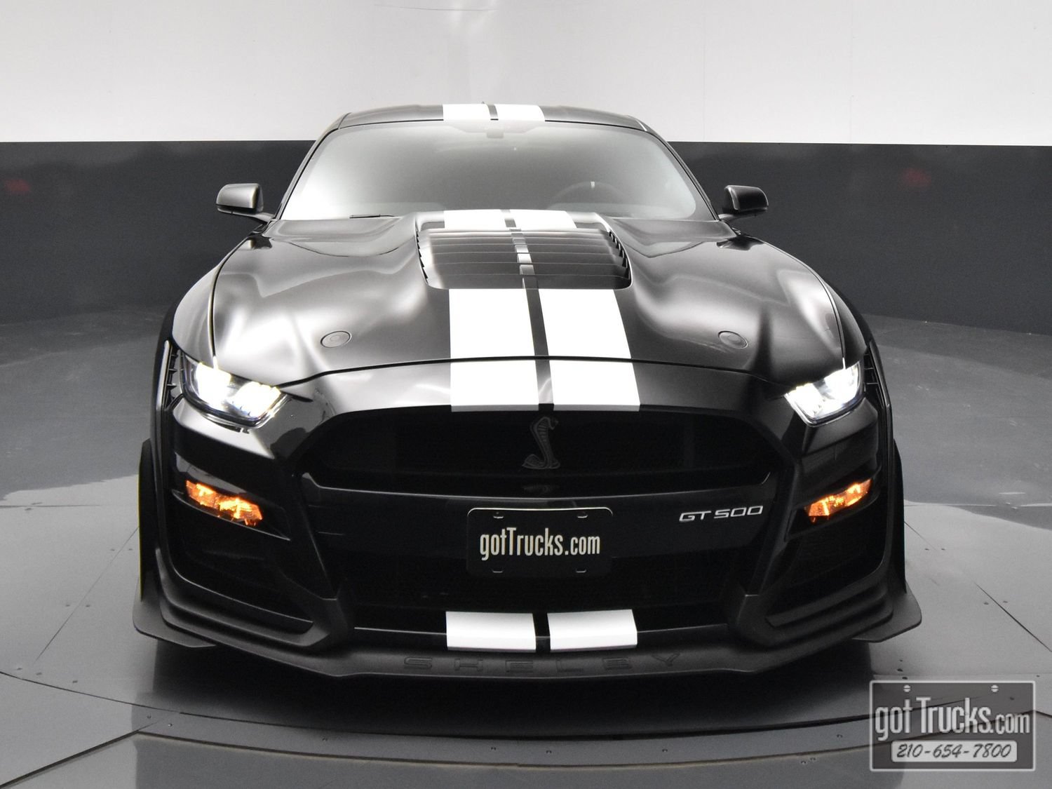 Used 2022 Ford Mustang Shelby GT500 w/ Technology Package RWD image 48