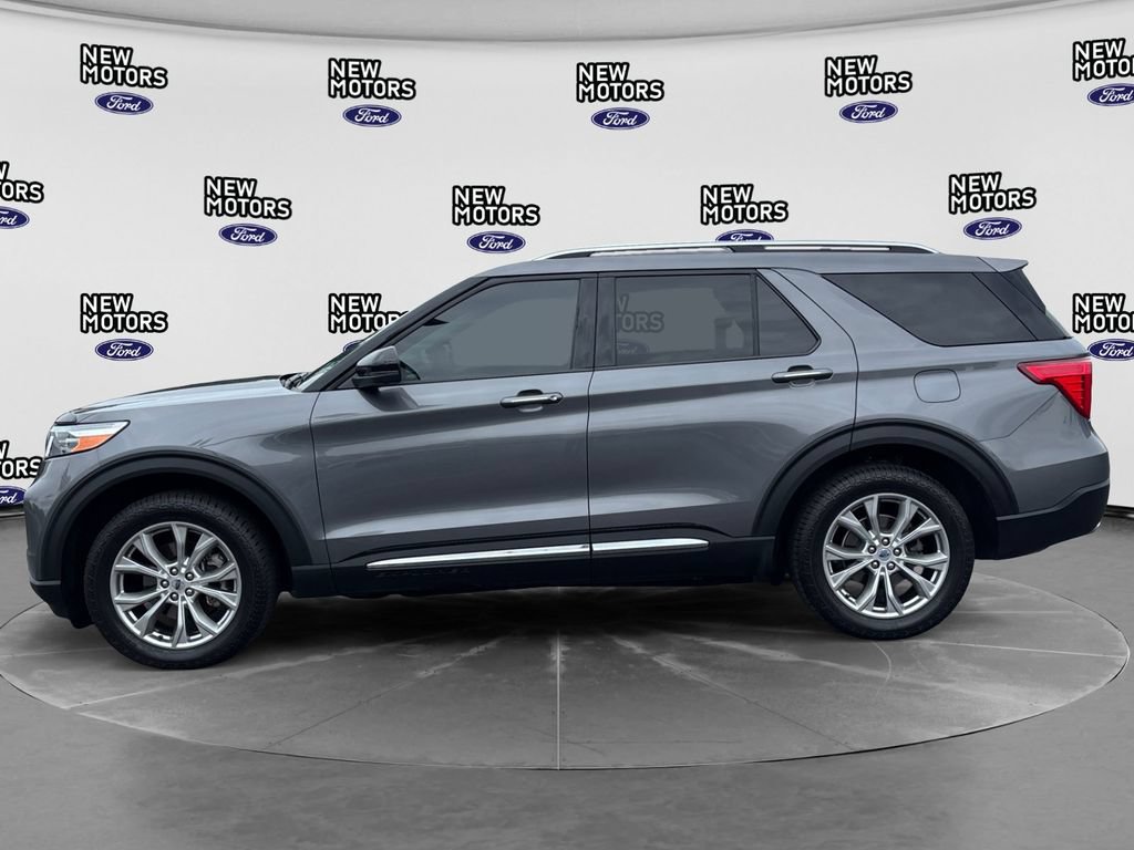 Used 2021 Ford Explorer Limited w/ Equipment Group 301A AWD/4WD image 2