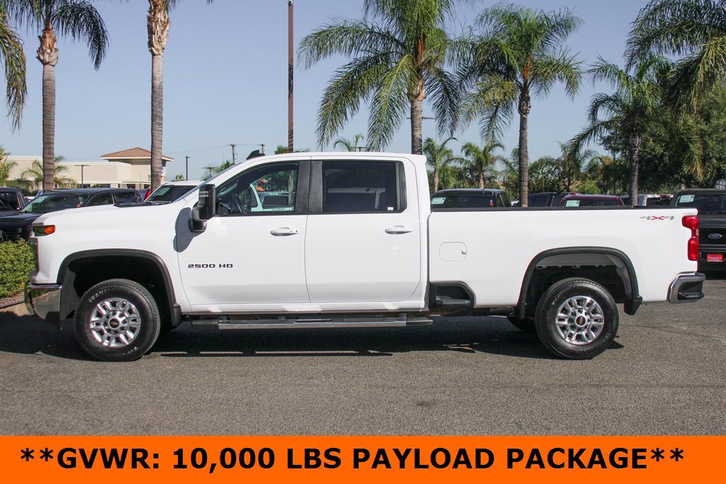 Used 2025 Chevrolet Silverado 2500 LT w/ Convenience Package image 5