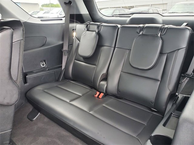 Used 2023 Ford Explorer XLT w/ Equipment Group 202A image 27