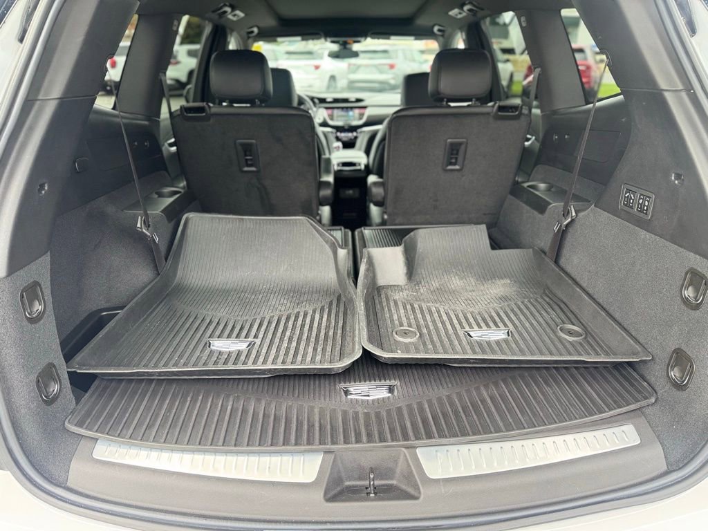 Used 2024 Cadillac XT6 Sport w/ LPO, Onyx Lite Package image 5