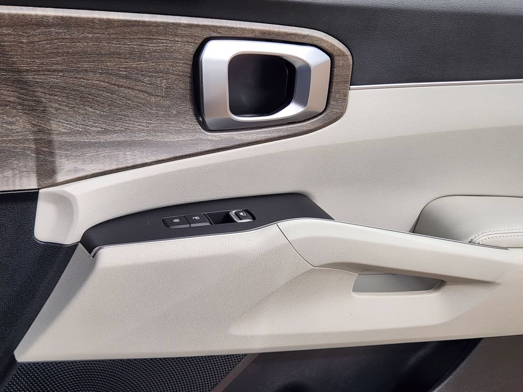 Certified 2022 Kia Sorento X-Line EX AWD/4WD image 14