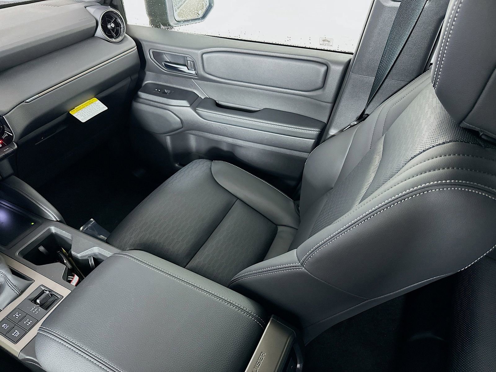 New 2026 Toyota Land Cruiser image 25