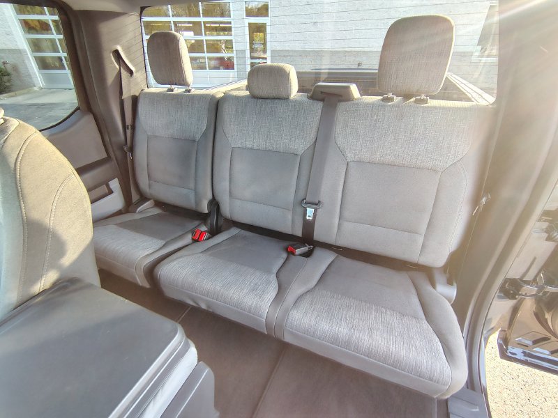 Used 2022 Ford F150 XLT AWD/4WD image 17