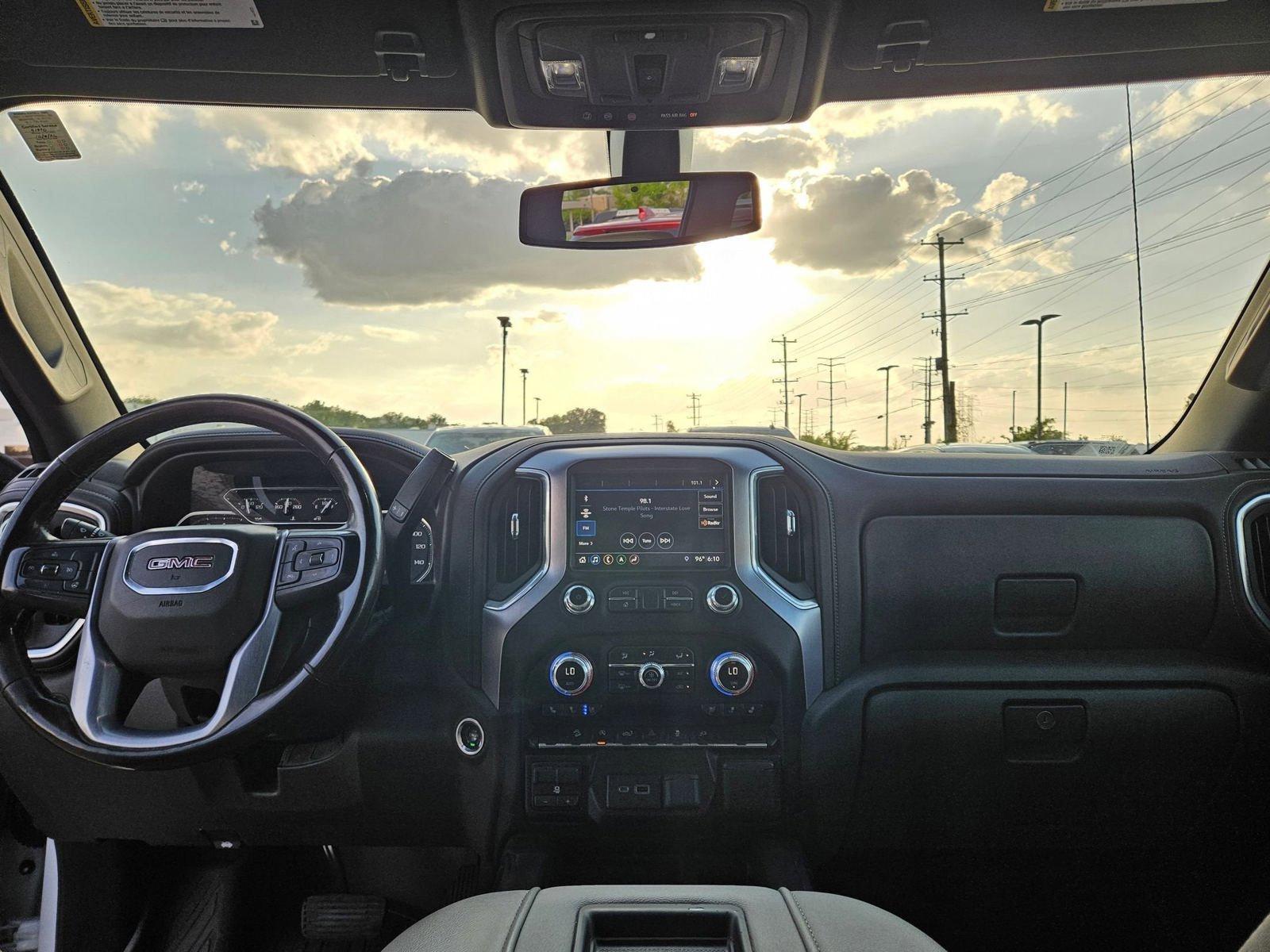 Used 2019 GMC Sierra 1500 SLT w/ SLT Premium Package AWD/4WD image 25