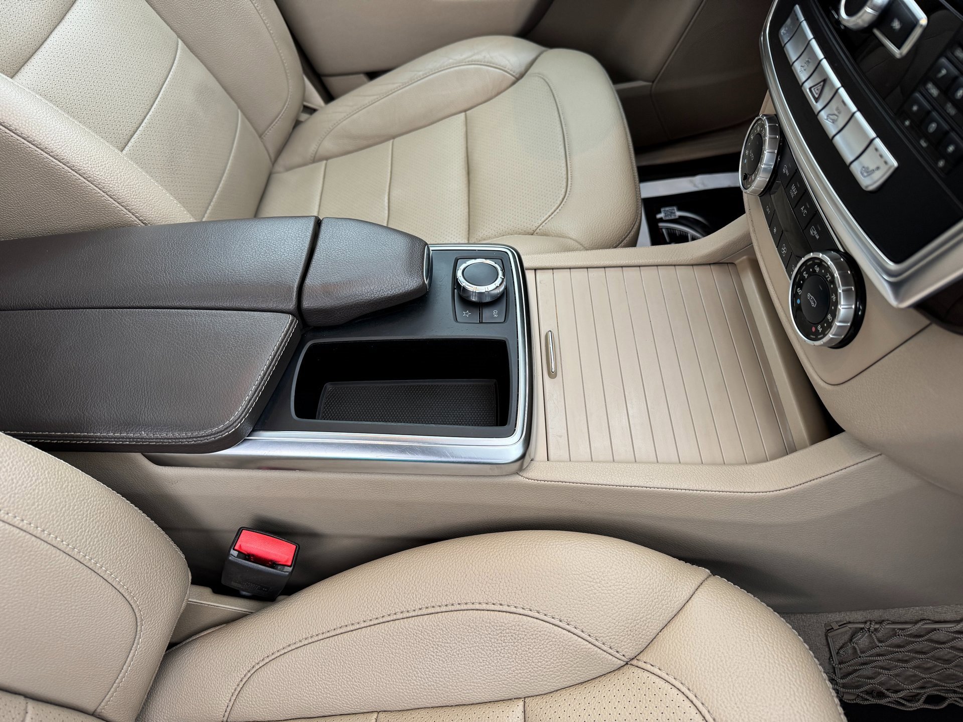 Used 2015 Mercedes-Benz ML 350 4MATIC image 28