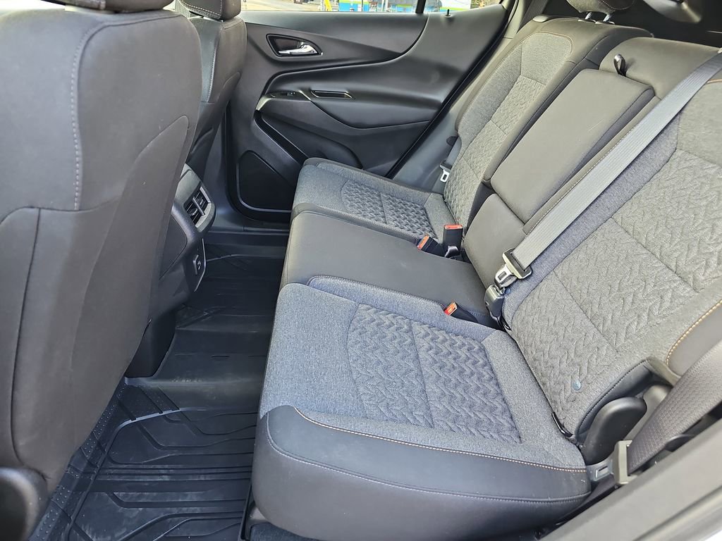 Used 2023 Chevrolet Equinox LT image 16