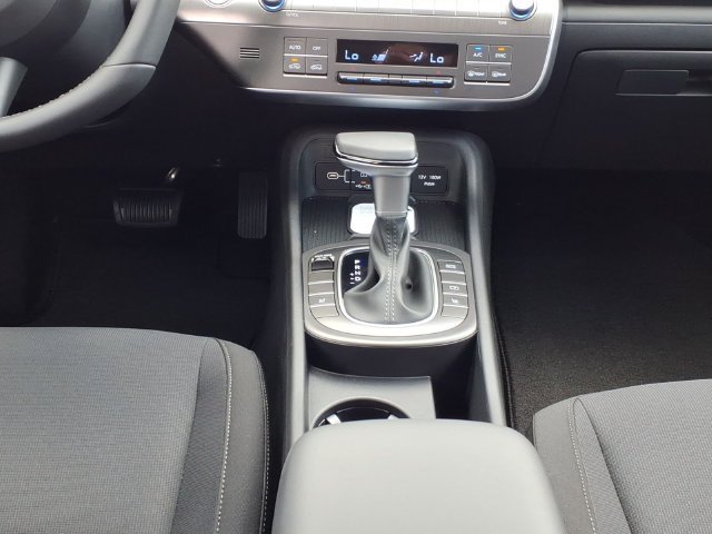 New 2027 Hyundai Kona SEL Sport FWD image 16