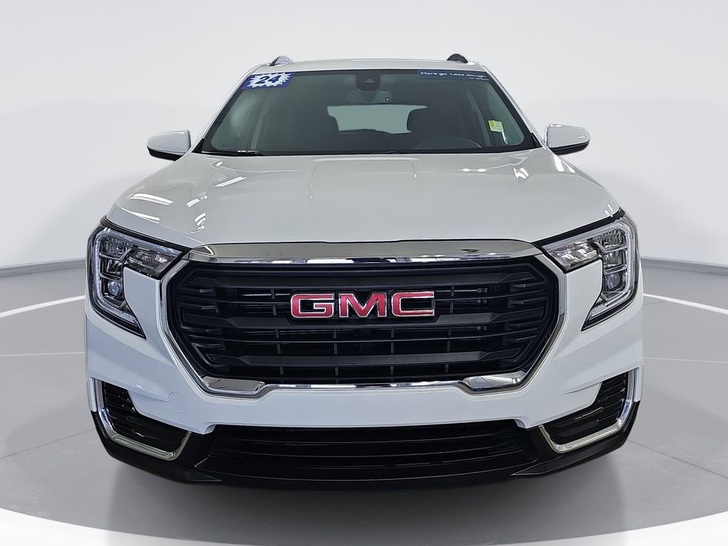 Certified 2024 GMC Terrain SLE w/ Driver Convenience Package FWD image 10