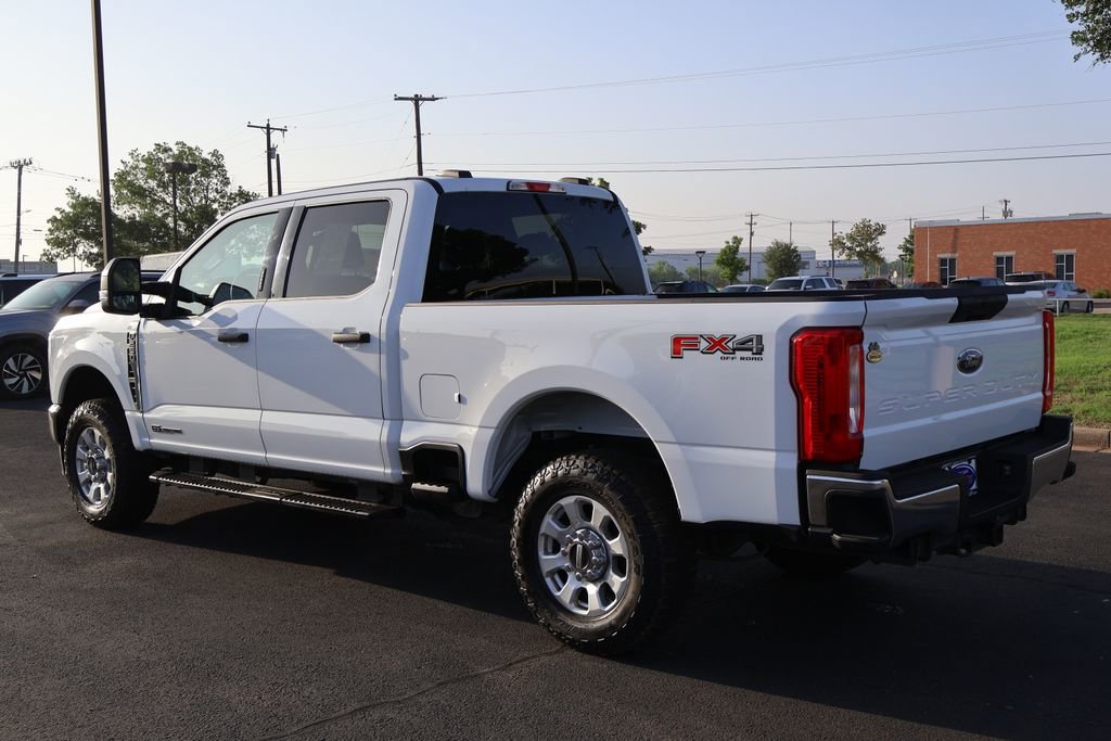 Used 2024 Ford F250 XLT w/ FX4 Off-Road Package AWD/4WD image 16