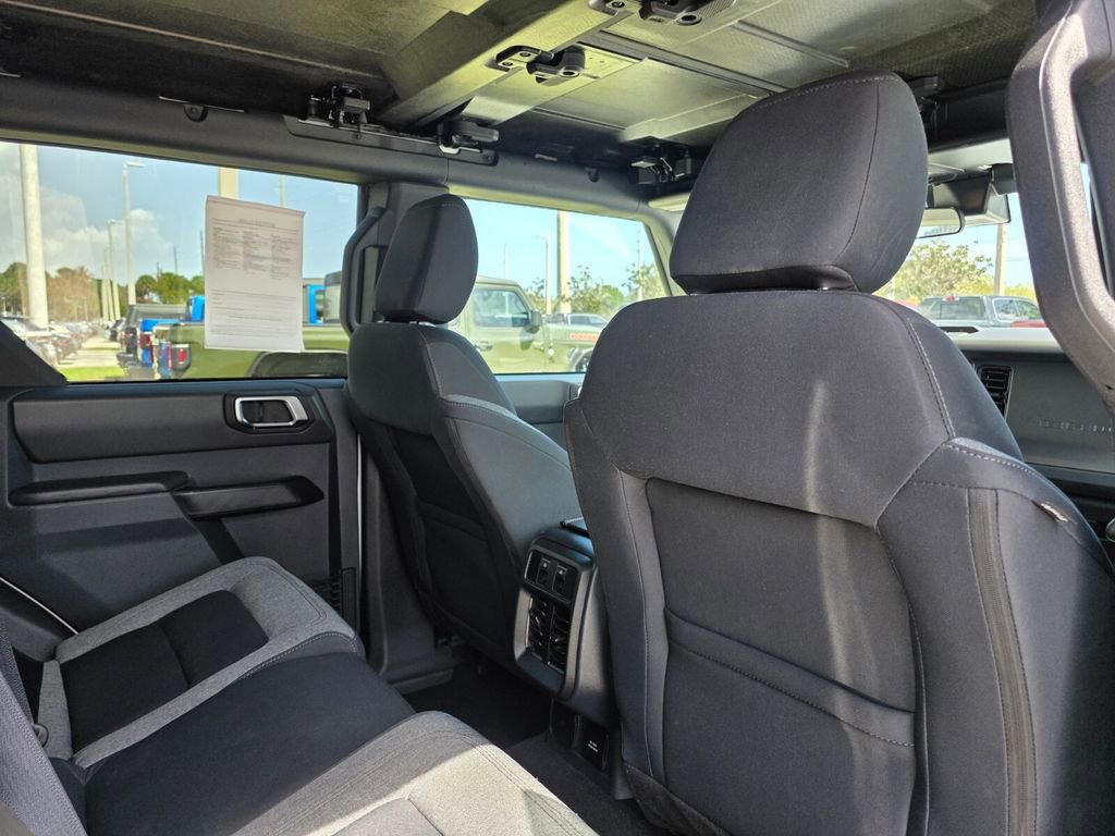Used 2025 Ford Bronco Big Bend image 12