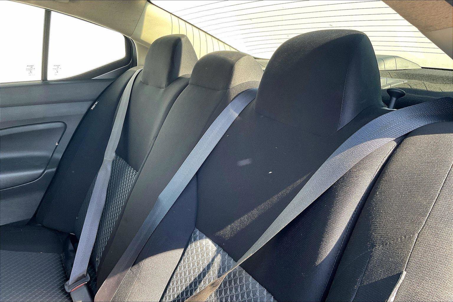 Certified 2022 Nissan Versa S FWD image 5