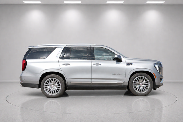 Used 2026 GMC Yukon Denali w/ Sun & Power Step Package RWD image 2