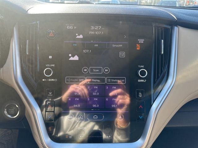 Used 2022 Subaru Outback Premium image 17