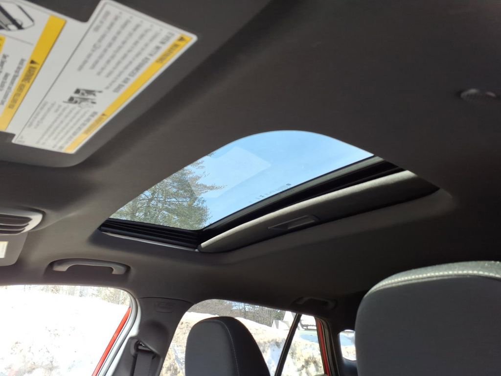 New 2026 Chevrolet Trax RS w/ Sunroof Package image 13