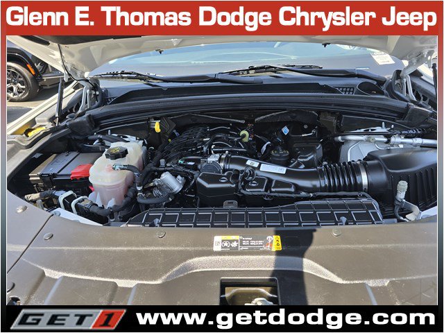 Used 2023 Jeep Grand Cherokee Limited w/ Black Appearance Package RWD image 17