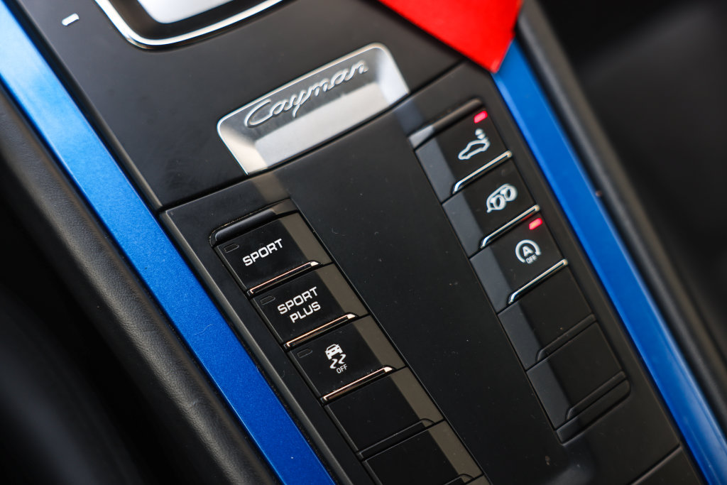 Used 2015 Porsche Cayman GTS RWD image 38