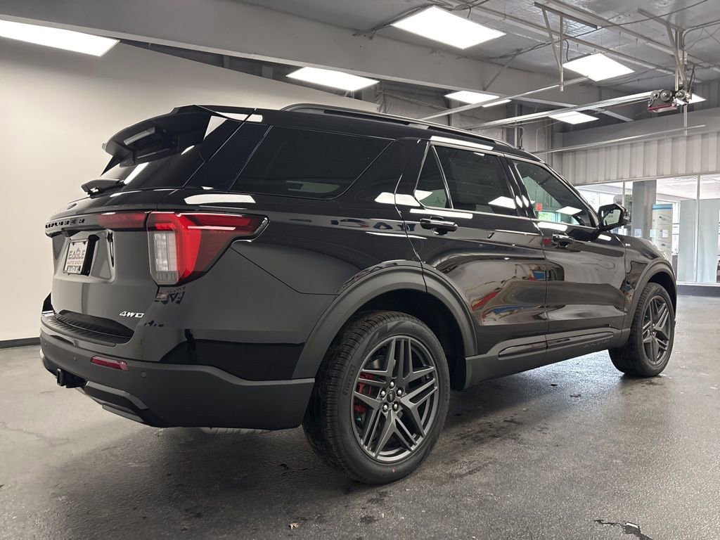 New 2026 Ford Explorer ST-Line AWD/4WD image 11