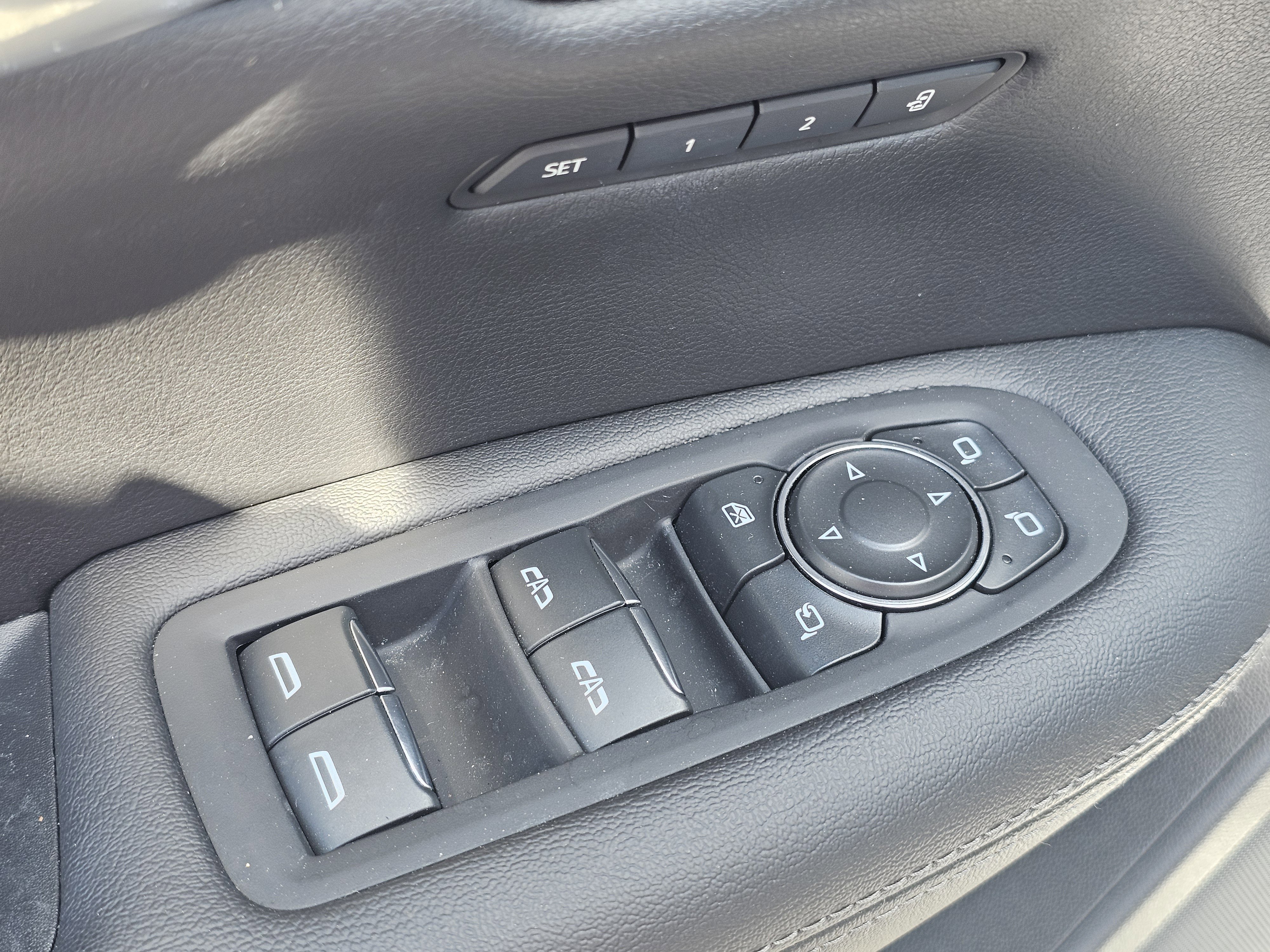 Used 2024 Cadillac XT5 Premium Luxury image 15