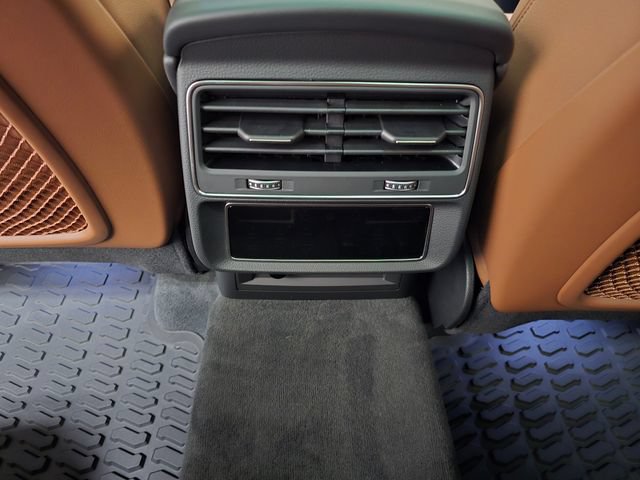 New 2026 Audi Q8 Premium Plus AWD/4WD image 33