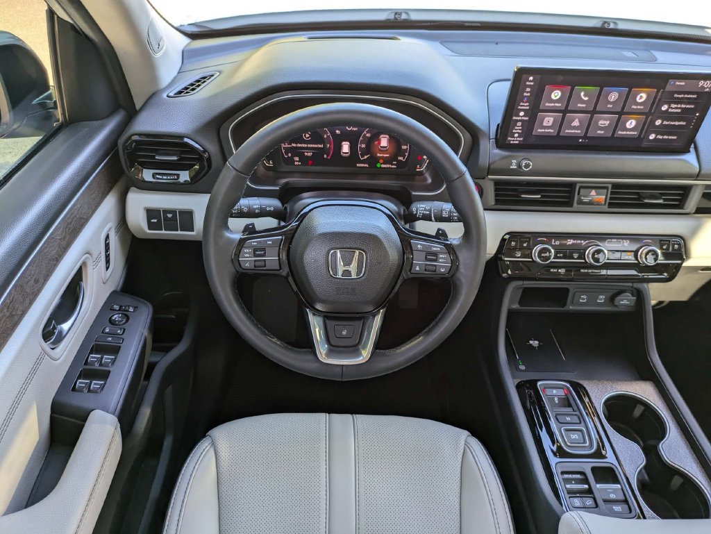 Used 2026 Honda Pilot Elite image 17