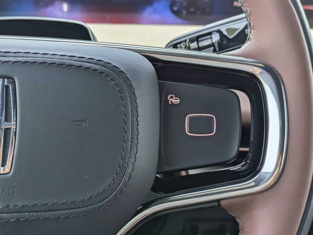 New 2027 Lincoln Navigator Reserve AWD/4WD image 29