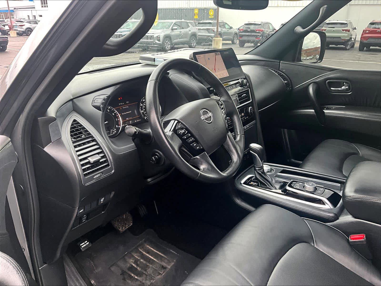 Used 2022 Nissan Armada SL w/ Midnight Edition Package image 8