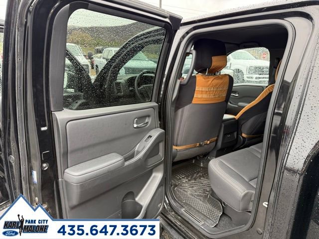 Used 2023 Nissan Frontier SV w/ Midnight Edition Package image 27