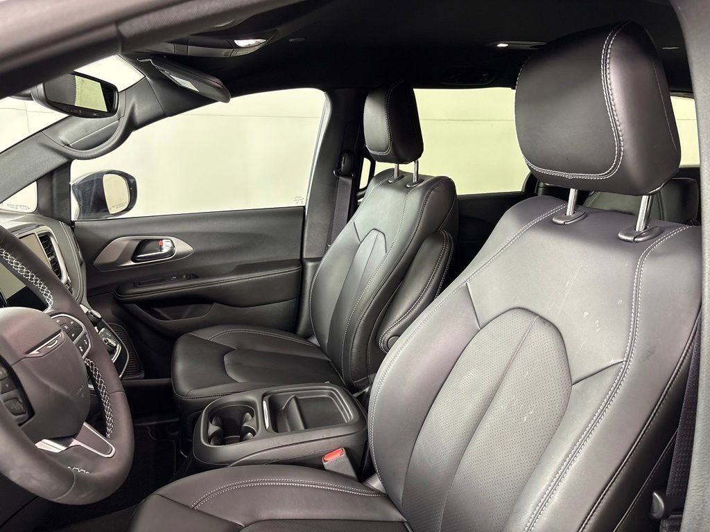 New 2027 Chrysler Pacifica LX FWD image 27