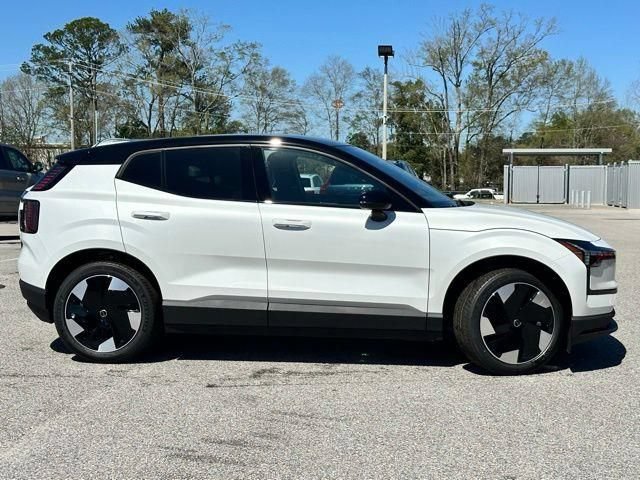 New 2026 Volvo EX30 Plus w/ Protection Package Premier AWD/4WD image 5