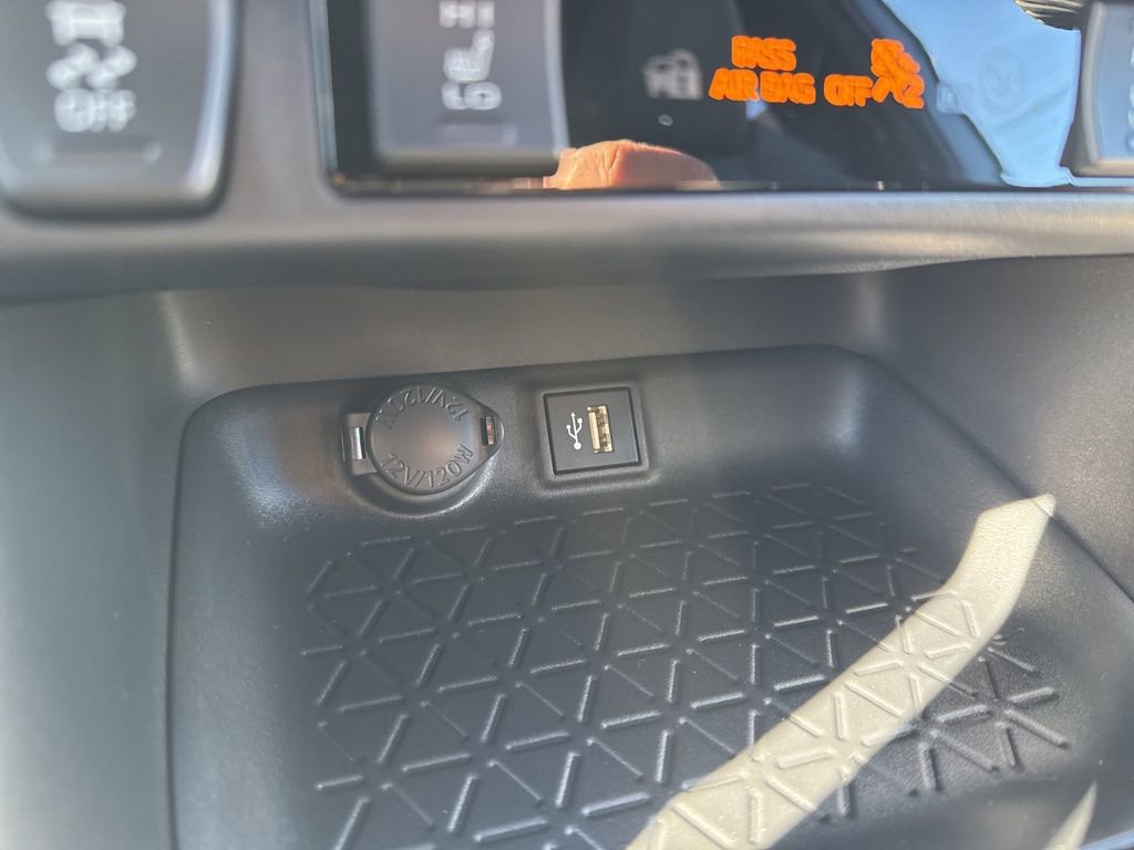 New 2025 Toyota RAV4 SE image 21