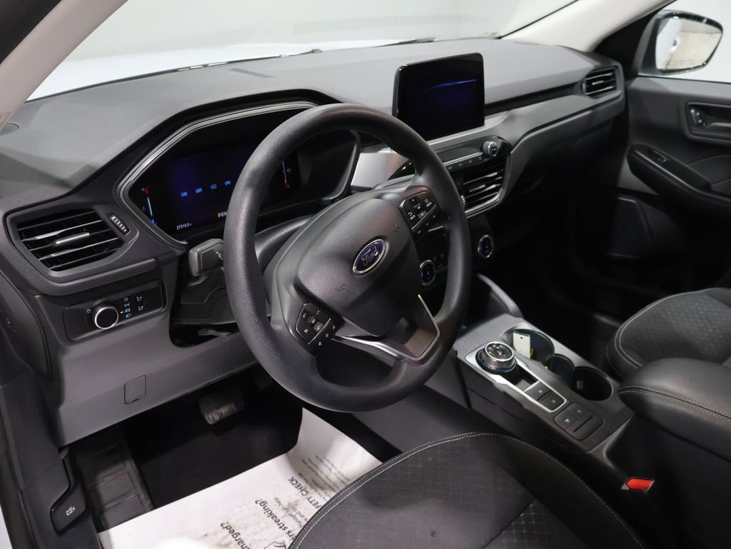 Used 2025 Ford Escape Active image 14