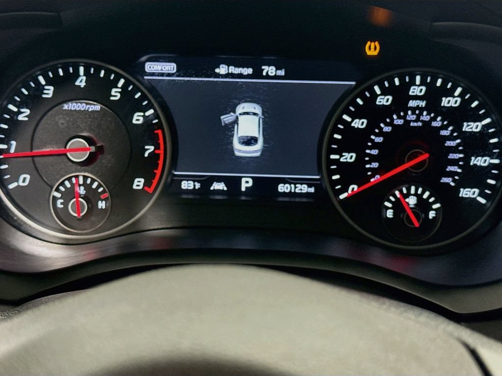 Used 2018 Kia Stinger Premium AWD/4WD image 12