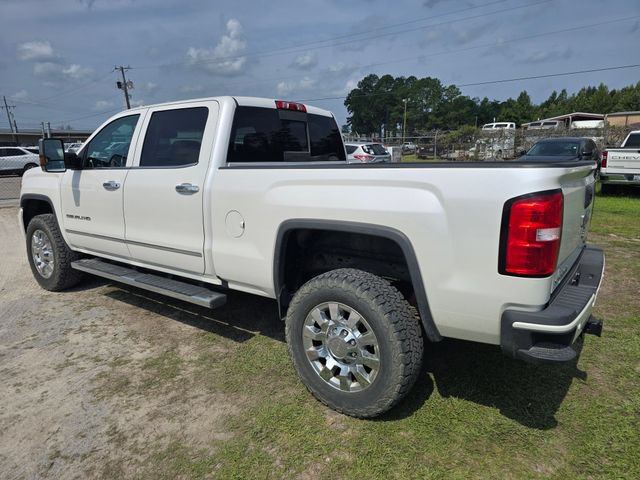 Used 2019 GMC Sierra 2500 Denali w/ Duramax Plus Package AWD/4WD image 5