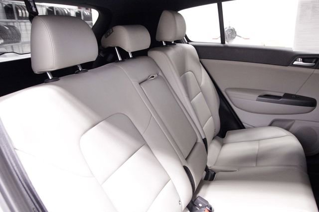 Used 2022 Kia Sportage Nightfall Edition image 18
