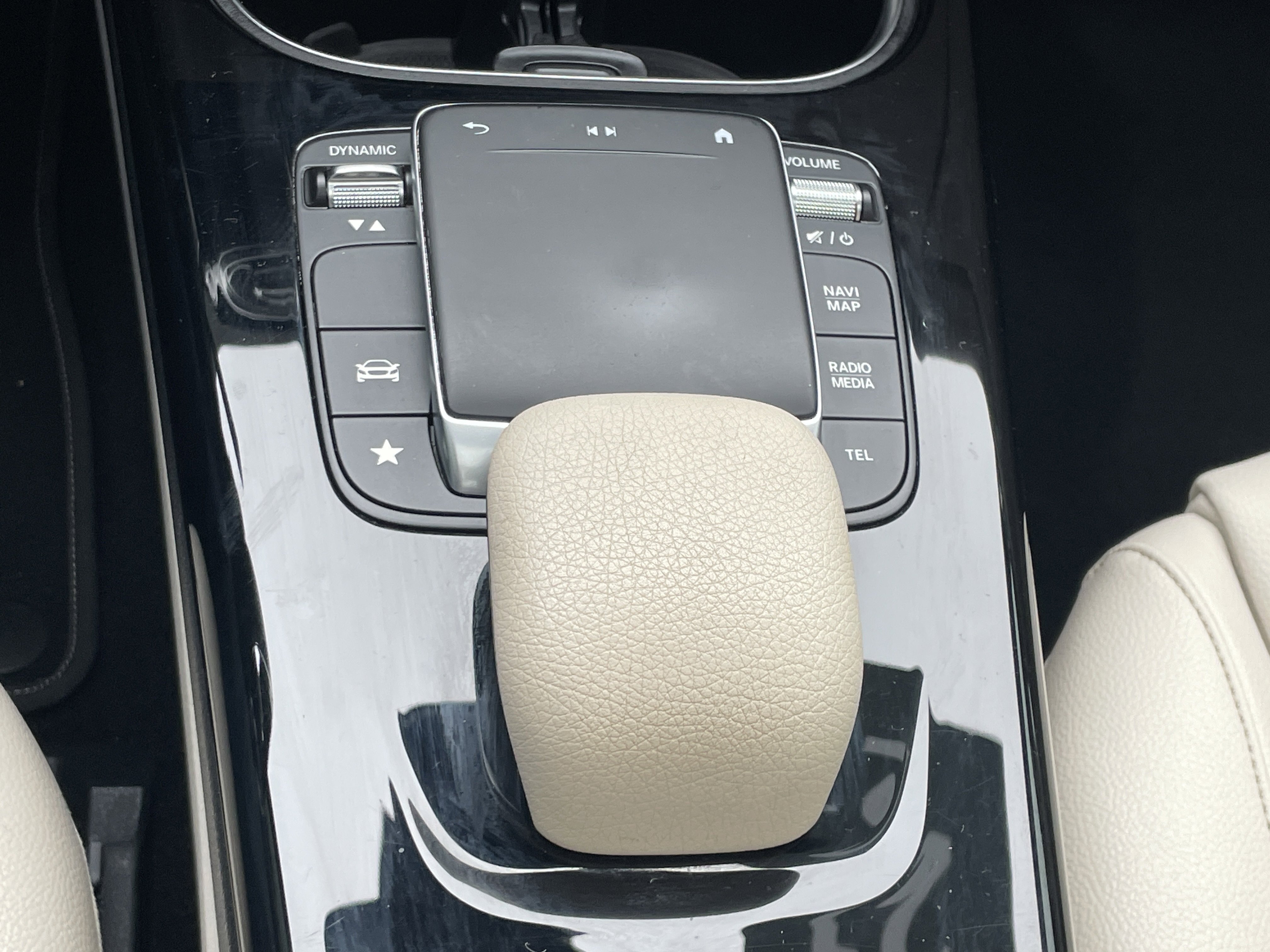 Used 2021 Mercedes-Benz A 220 image 33