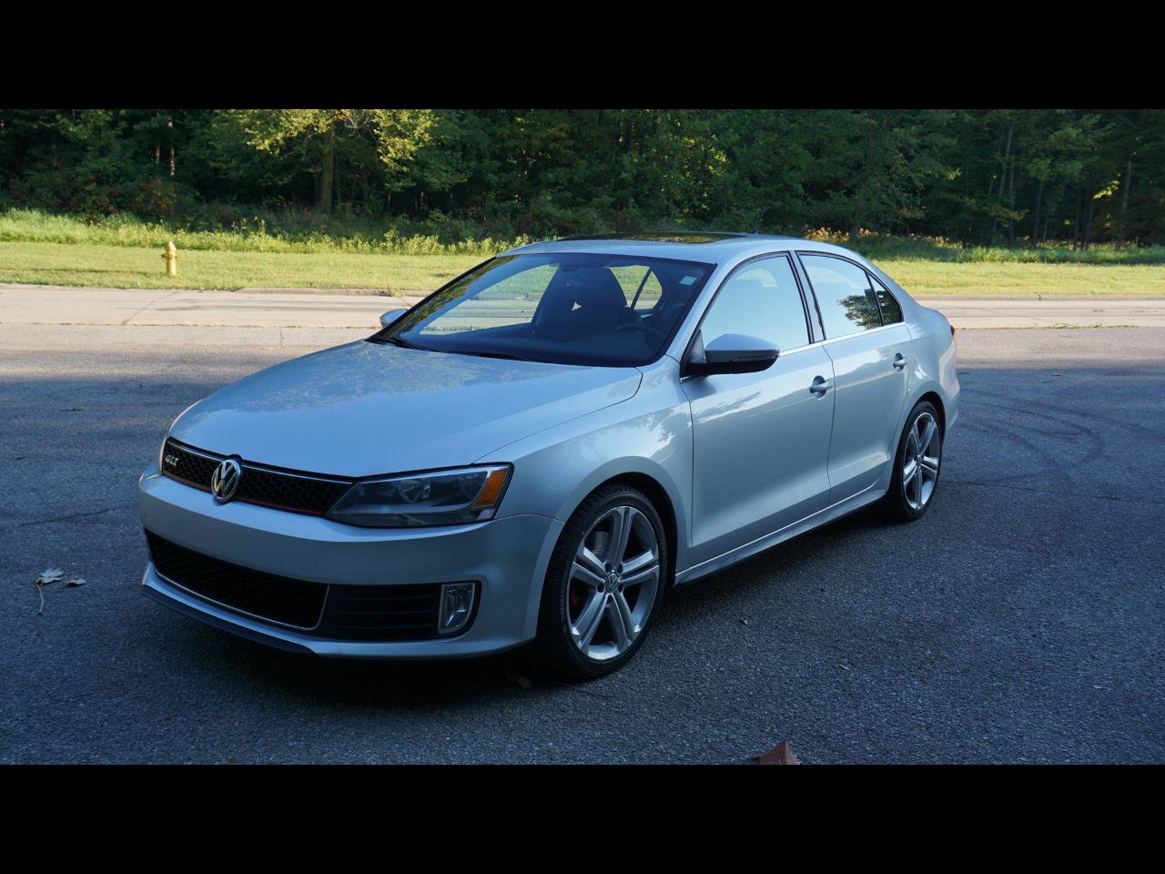 Used 2015 Volkswagen Jetta GLI SE FWD image 1