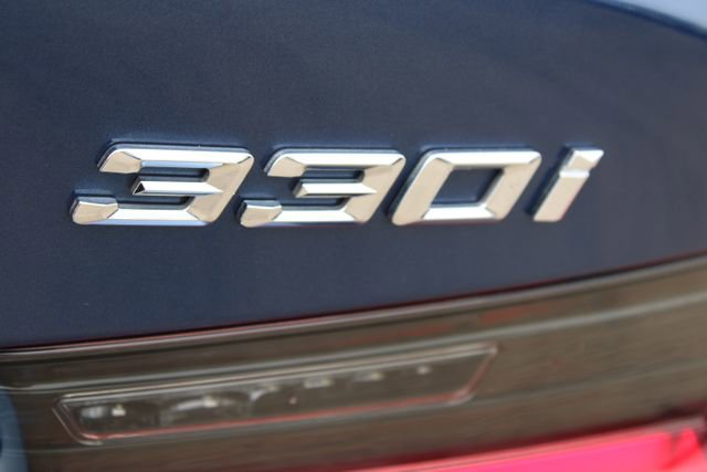 Used 2023 BMW 330i Sedan w/ Convenience Package image 6