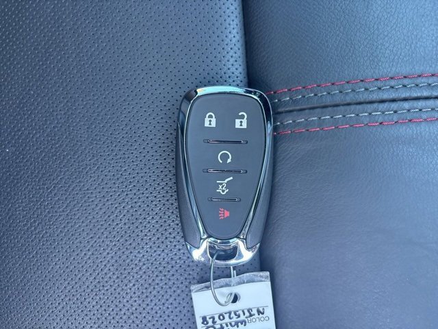 Used 2022 Chevrolet Traverse RS image 27