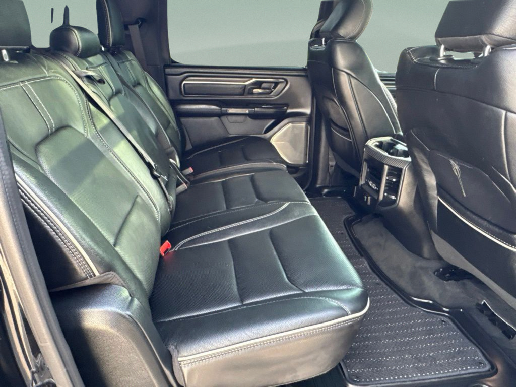 Used 2020 RAM 1500 Limited w/ Black Appearance Package AWD/4WD image 40