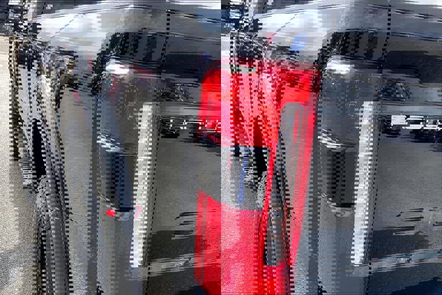 Used 2024 Ford F250 Lariat w/ Lariat Ultimate Package image 28