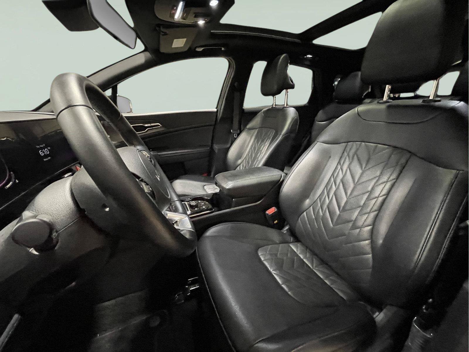 Used 2024 Kia Sportage X-Line w/ X-Line Premium Package AWD/4WD image 15