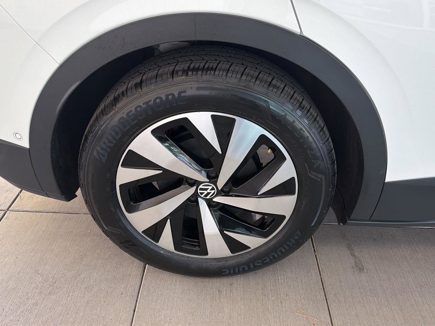 Certified 2023 Volkswagen ID.4 Pro RWD image 11