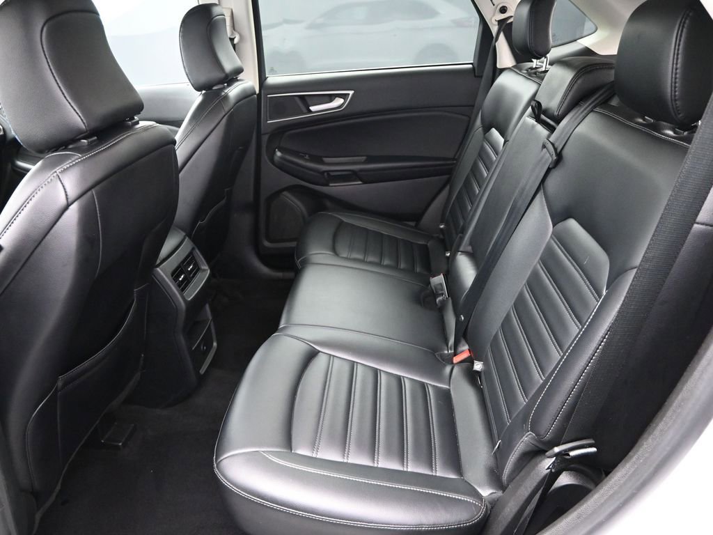 Used 2023 Ford Edge SEL image 12