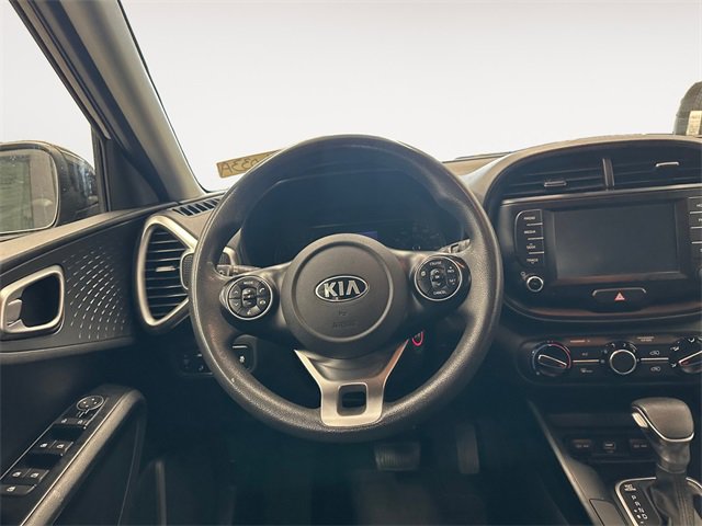 Used 2020 Kia Soul S image 12