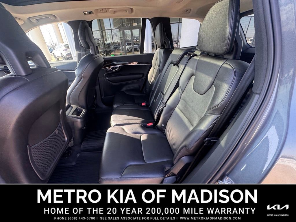Used 2018 Volvo XC90 T5 Momentum w/ Protection Package Plus image 21