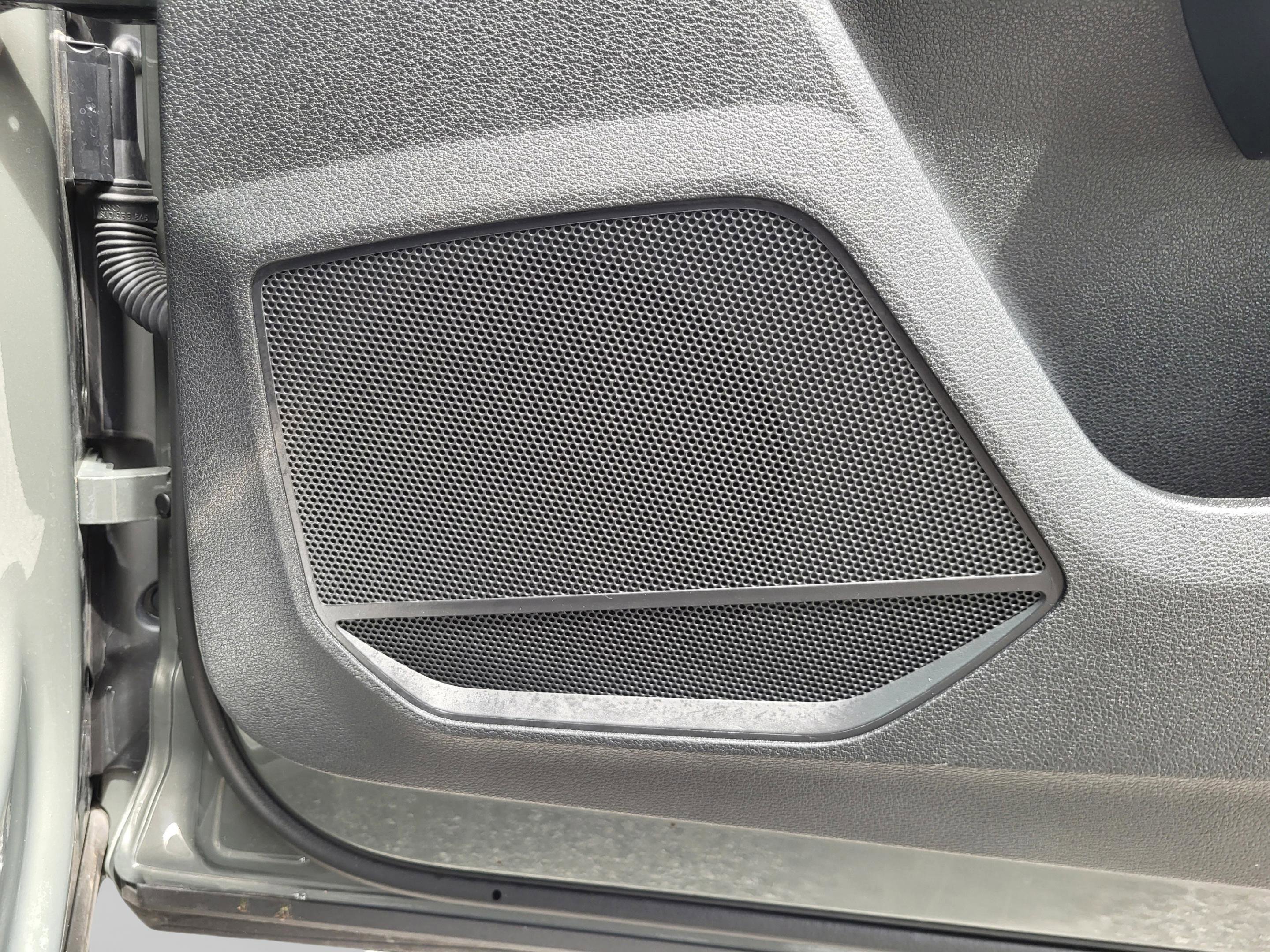 Used 2025 Audi Q3 2.0T Premium image 45