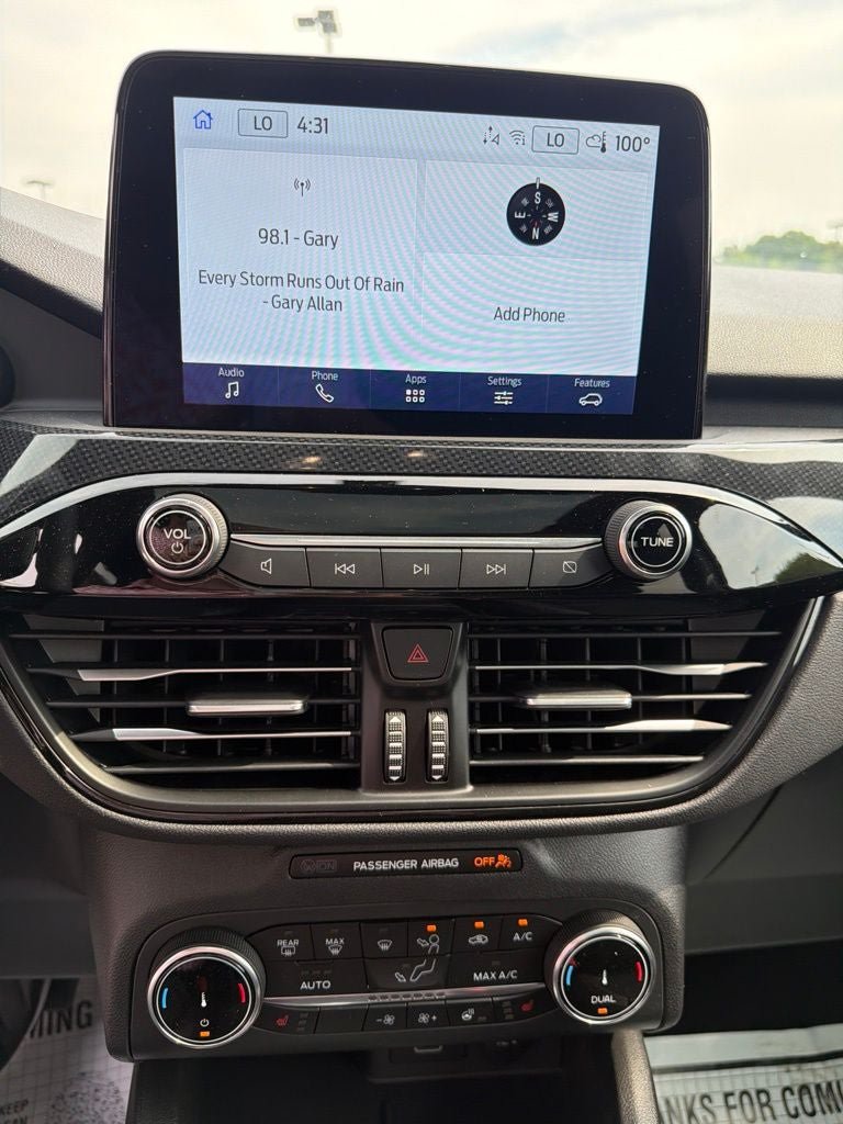 New 2025 Ford Escape ST-Line w/ Cold Weather Package FWD image 31