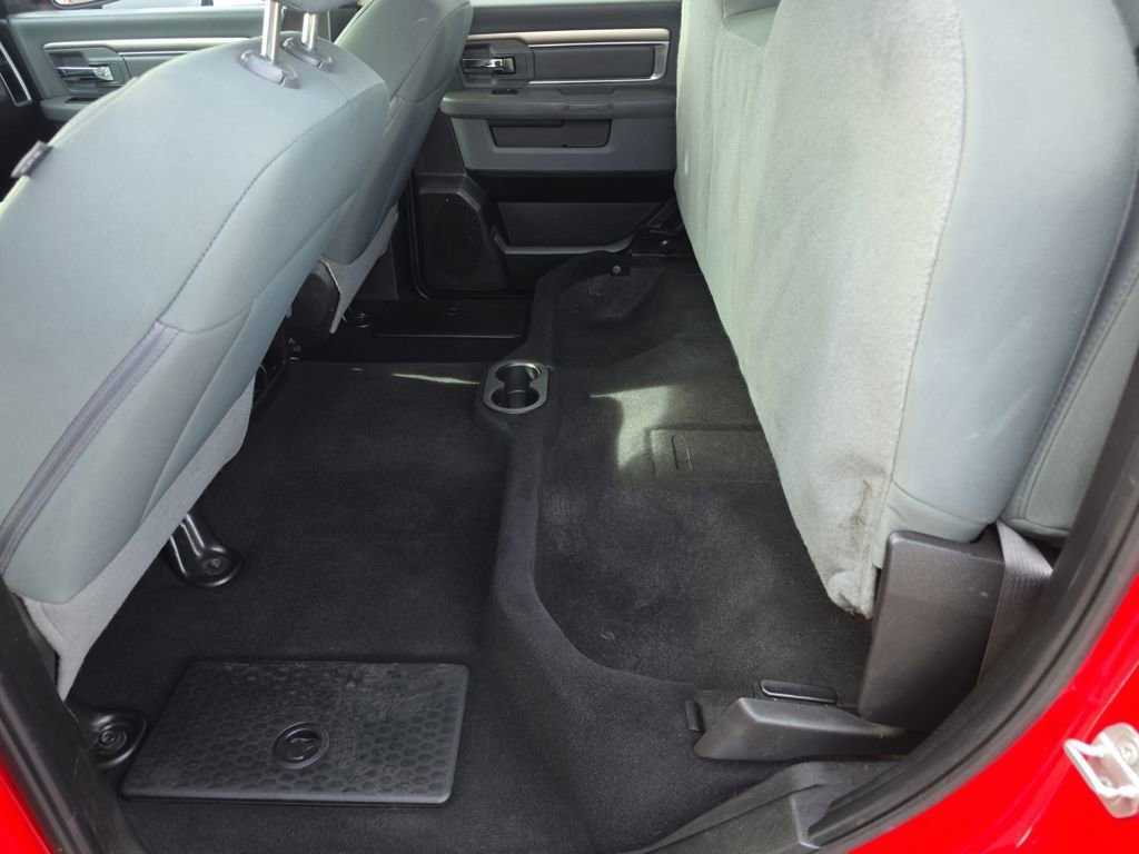 Used 2019 RAM 1500 Classic SLT image 30